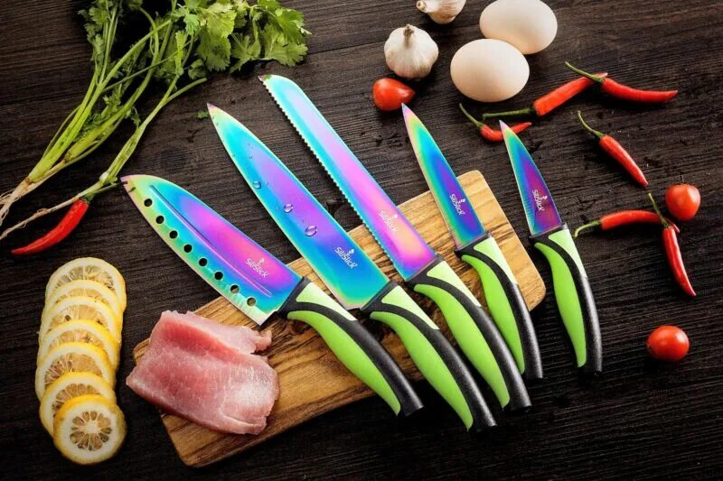 Домашний кухонный нож. Китчен Книфе. Кухонный нож. Радужные ножи кухонные. Ножик для кухни.