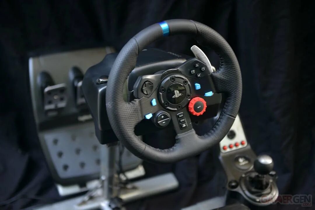 Не работает игровой руль. Logitech g29 Driving Force Racing. Logitech g29 игры. Logitech g25 разобранная коробка передач. Logitech g25 плата коробки передач.