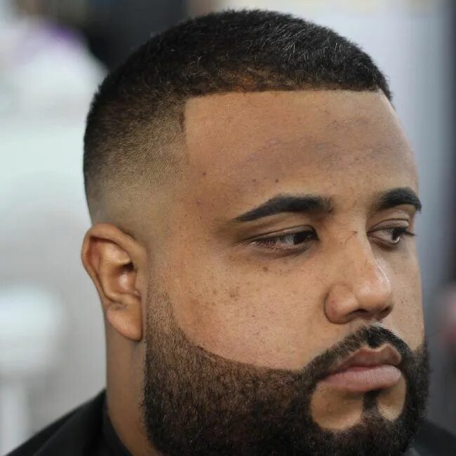 70 Stylish Undercut Hairstyle Variations to copy in 2023: A Complete Guide Oval