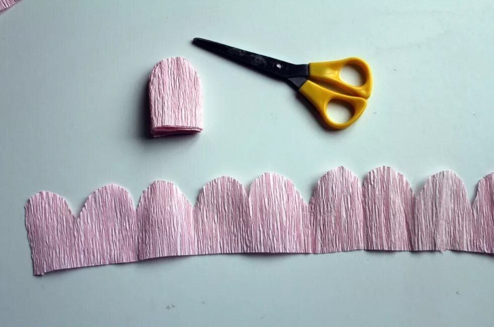 DIY Flowers from Crepe Paper for Gift Wrapping: DIYs в журнале Ярмарки Мастеров