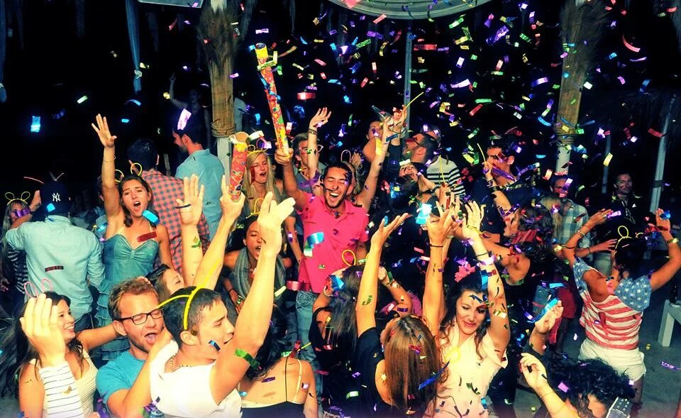 Дискотека на теплоходе. Вечеринка на теплоходе. Вечеринка на теплоходе. Дискотека на теплоходе. Дискотека на теплоходе.