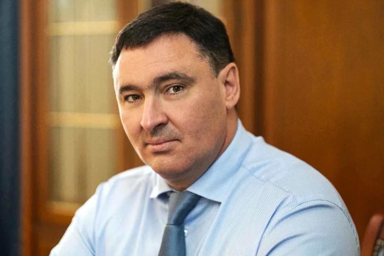 Мэр города иркутска. Болотов мэр иркутска. болотов руслан николаевич. руслан болотов иркутск. мэр иркутска 2025 болотов.