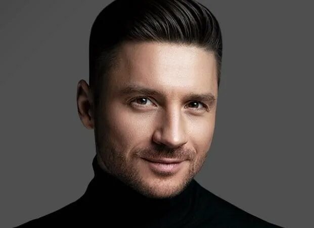 Сколько лет сергею лазареву сейчас в 2025. Стрижка сергея лазарева 2019. прическа лазарева на евровидении. прическа сергея лазарева. стрижка у лазарева 2025.