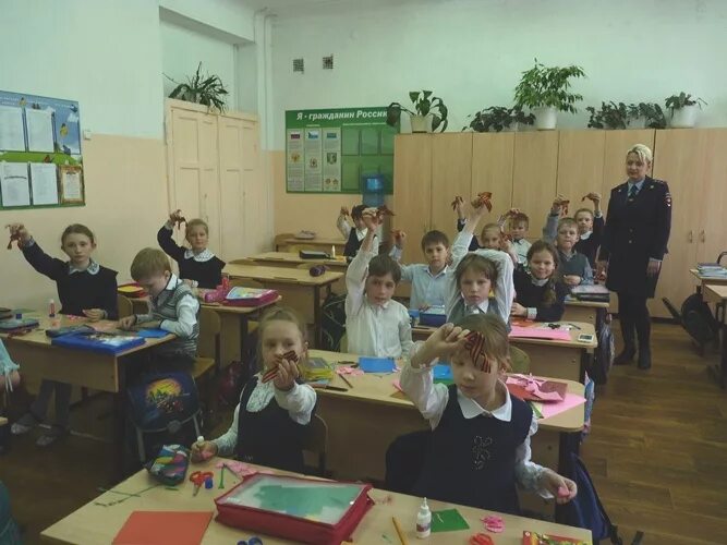 Моу сош 4 комсомольск на амуре. Школы комсомольска на амуре. 27 школа комсомольск на амуре. 32 школа комсомольск на амуре. Школа 7 комсомольск-на-амуре.
