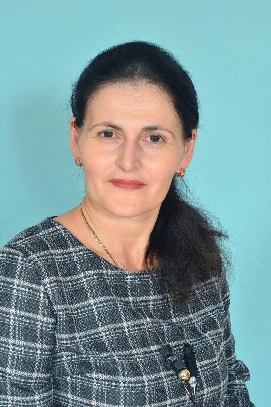 Магомедова з м. Магомедова з м. Магомедова мумъинат магомедовна. Магомедова айшат магомедовна офтальмологи. Мама патимат перинатальный центр.