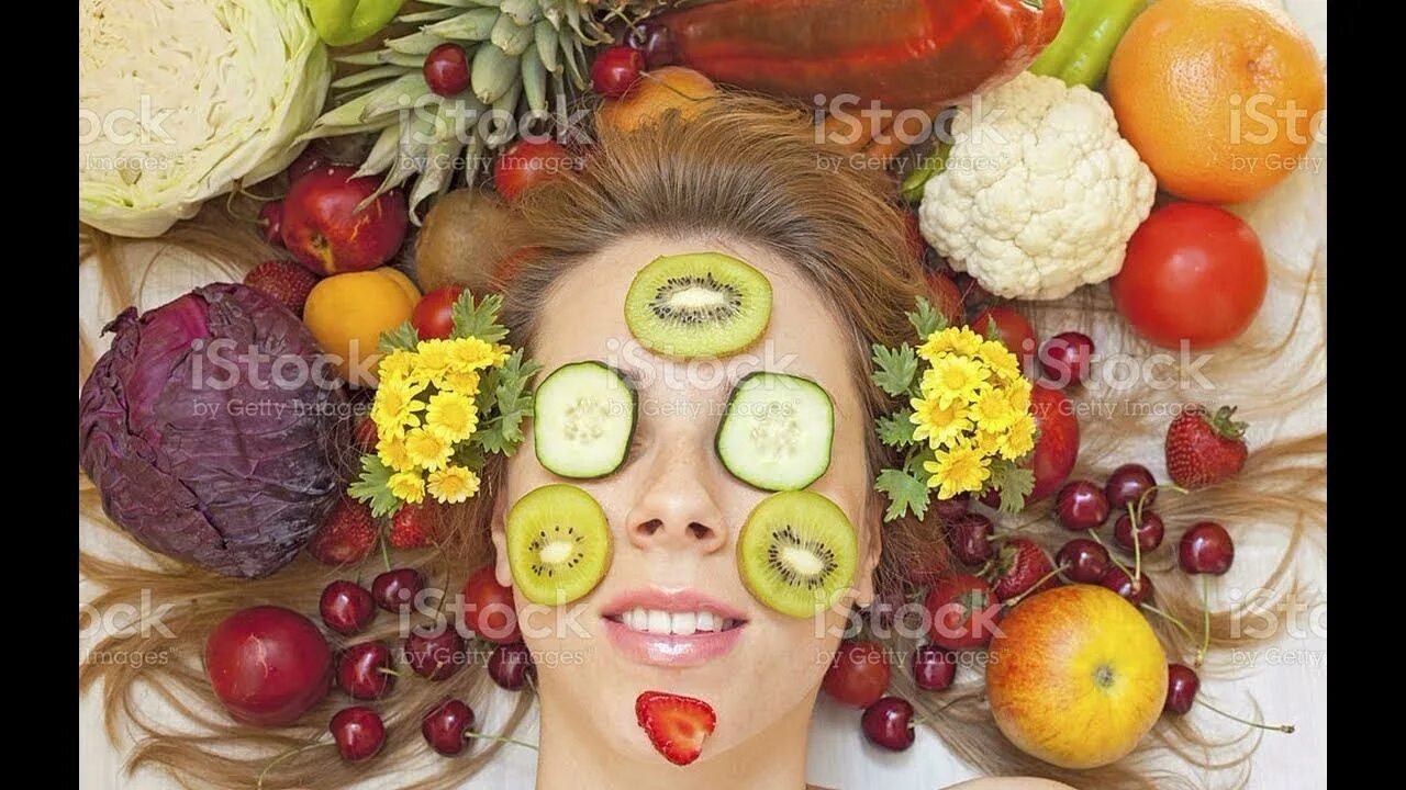 Для лица полезно или нет. Фруктовые маски для лица. фотосессия с фруктами. маски из фруктов и овощей. маски из овощей для лица.
