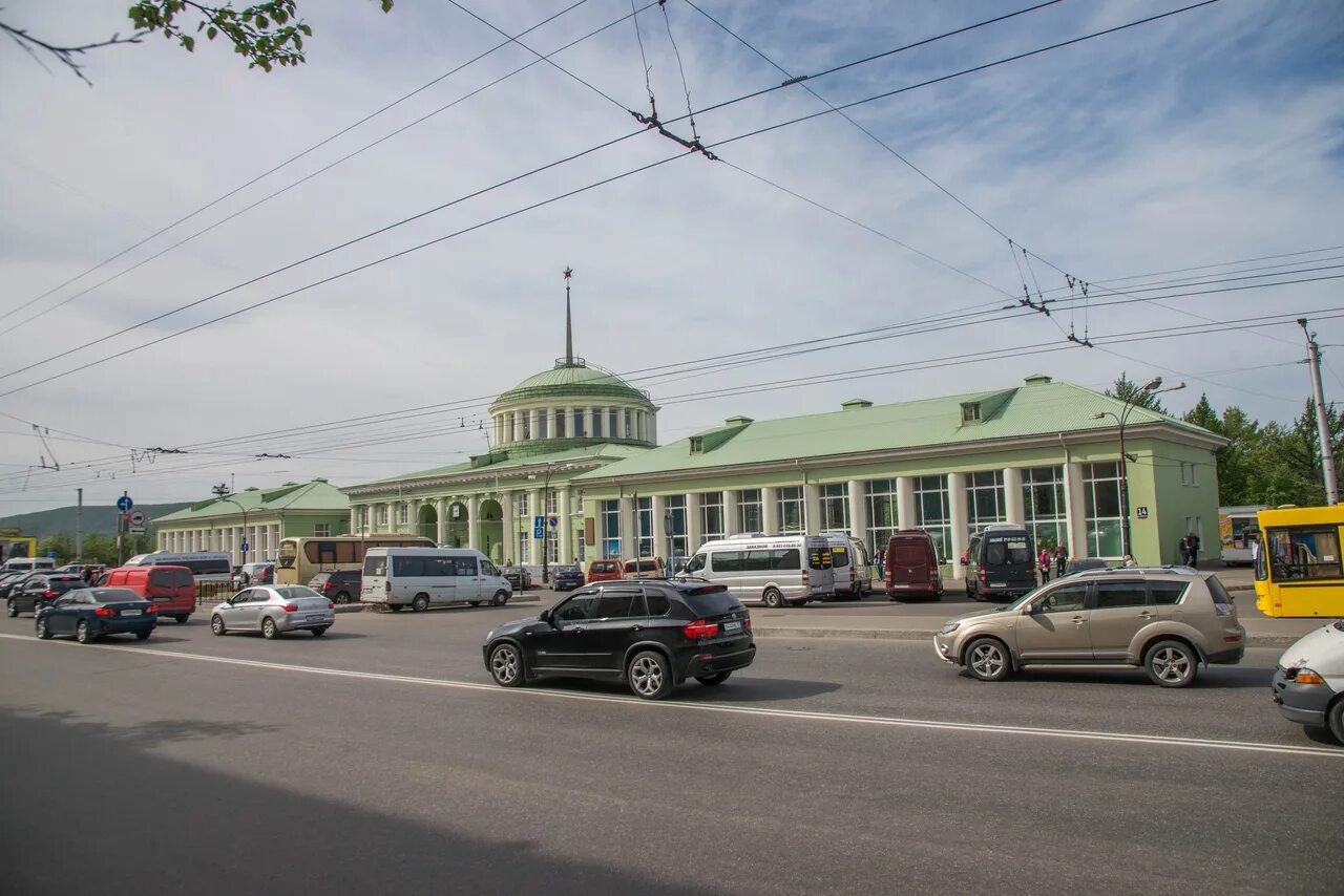 Ростов привокзальная площадь 1/2. Привокзальная площадь донецк. Дзержинск привокзальная площадь 6. Дзержинск привокзальная площадь 6. Привокзальная площадь 7 краснодар.