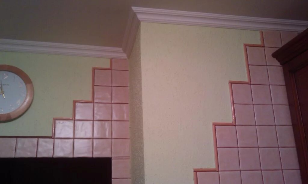 Стык плитки и стены. Как оформить переход. Дизайн коридора. Арка в дверной проем на кухню. Арка в коридоре.