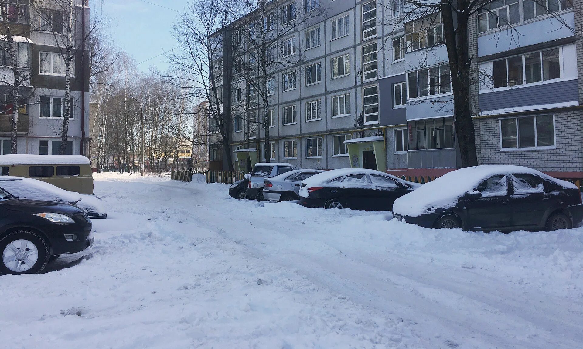 Грюнвальд куйбышев володарского. Улица Чернышевского Брянск Володарский район. Управляющая компания Володарка Брянск.