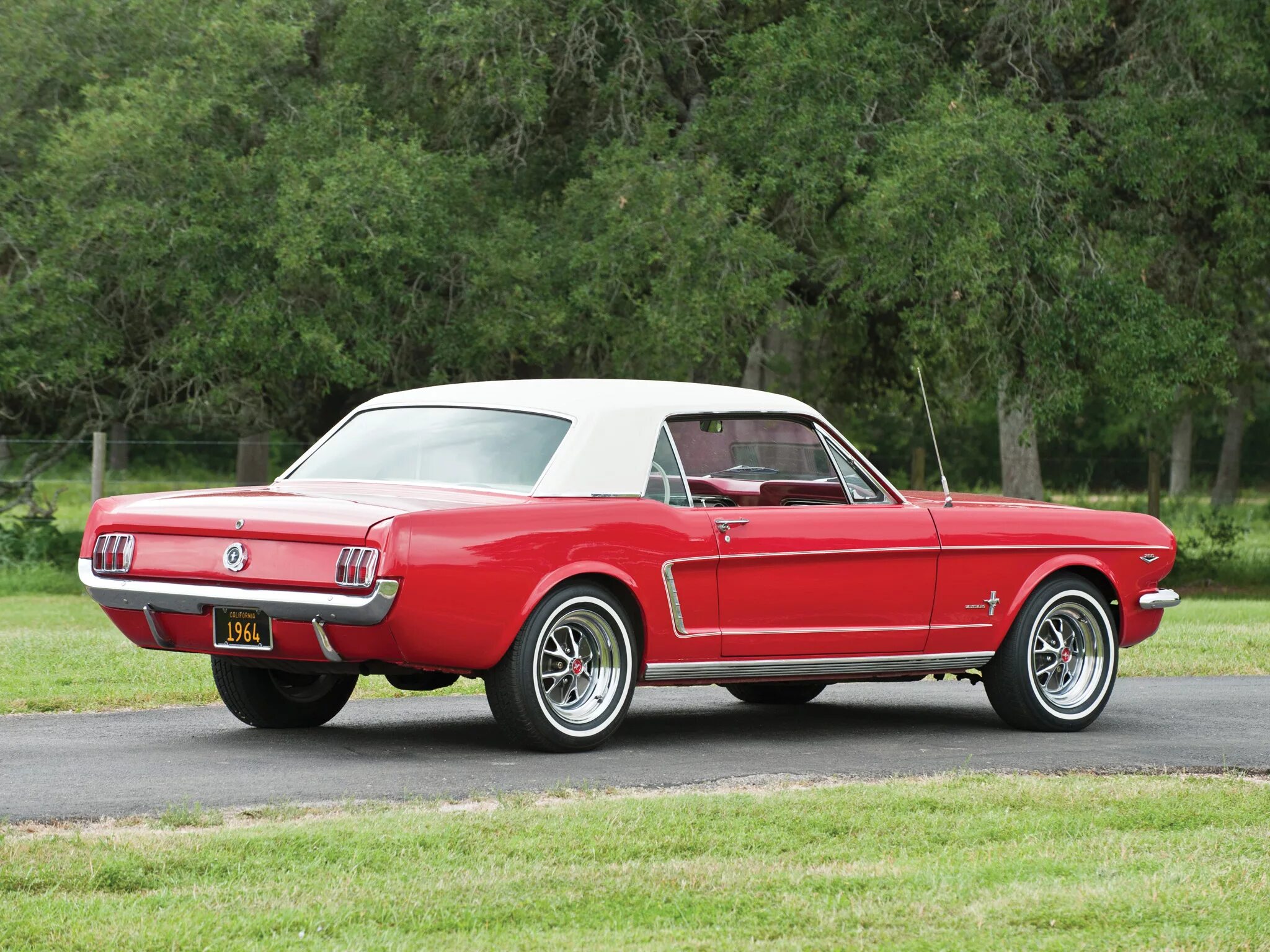 Форд Мустанг 1 поколения. Мустанг 1964. Ford Mustang 1964. Ford Mustang Coupe 1964. Первые мустанги