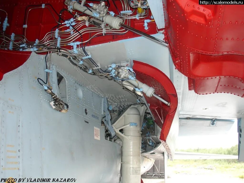 Су-25 шасси. Т-50 шасси. Ниши шасси миг 23 млд. Су-35 ниши шасси. Ниша шасси.