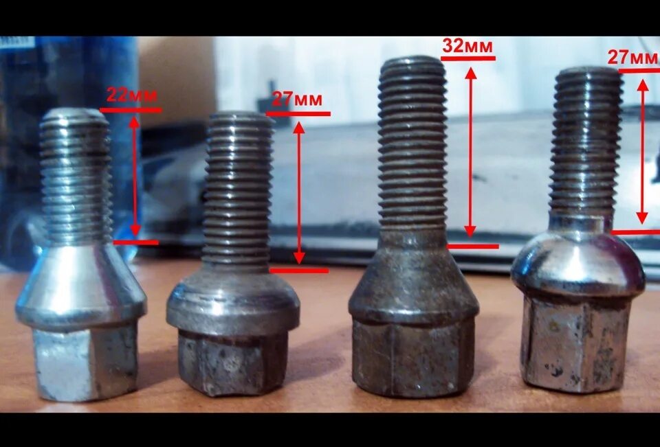 Какие болты на литые диски ваз. Болт колесный ВАЗ 2114. Болт колесный Пассат б3 резьба. Колесный болт Ауди 80 б3. Болт колесный Ауди 80 Размеры.