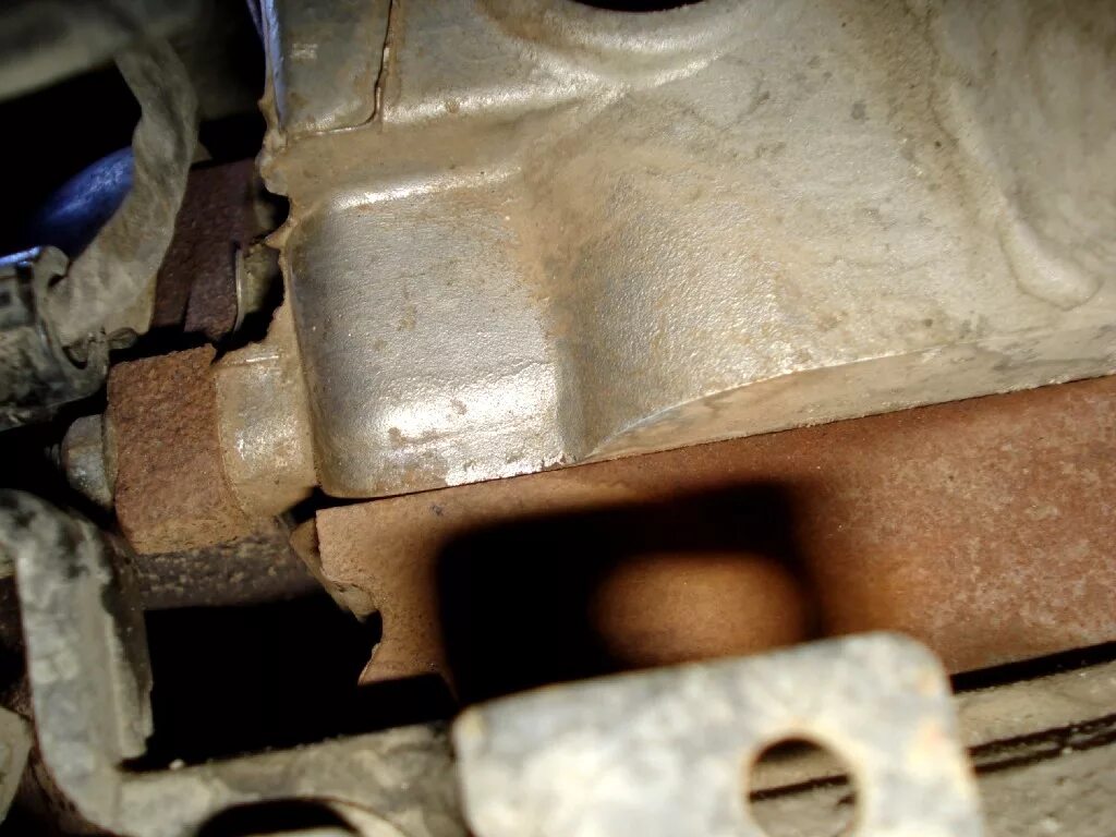 Попробуй прочитать проржавевший номер двигателя! ;) - Hyundai Getz, 1,4 л, 2008 