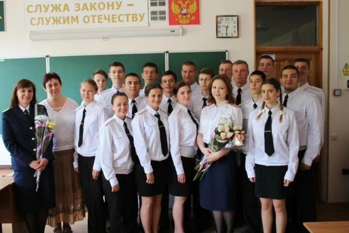 Выпуск школа 22. Кадеты школа 22 Севастополь. 22 Школа Севастополь кадетский класс. Школа 22 Севастополь директор. Школа 22 Острякова Севастополь.