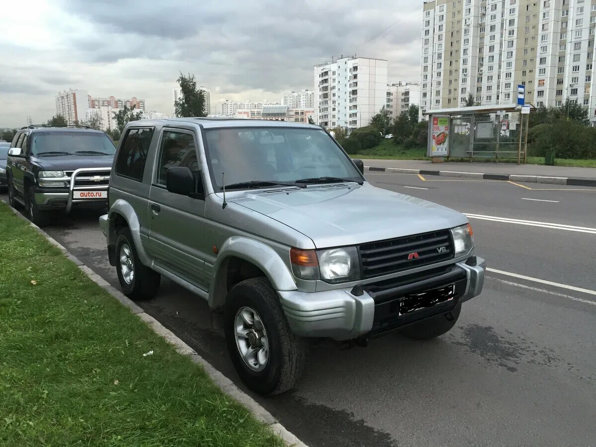 Купить митсубиси паджеро 2 дизель. Mitsubishi Pajero II 1997. Mitsubishi Pajero 1997. Митсубиси Паджеро 1997. Джип Митсубиси Паджеро 1997.