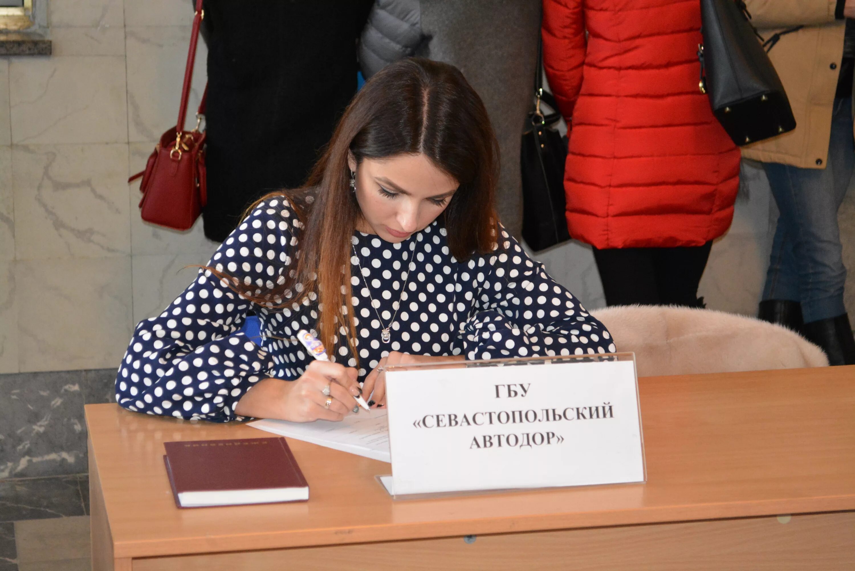 югра работа. молодежная ярмарка вакансий ханты-мансийск. подработка ханты. молодежная ярмарка вакансий ханты-мансийск. требуются активные промоутеры.