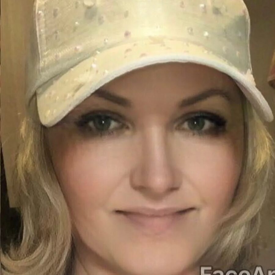 Москвичка жизнь в большом городе. Евгения покровская русджет. Проект москвичка. Москвичка в большом городе последние. Коренные москвички.