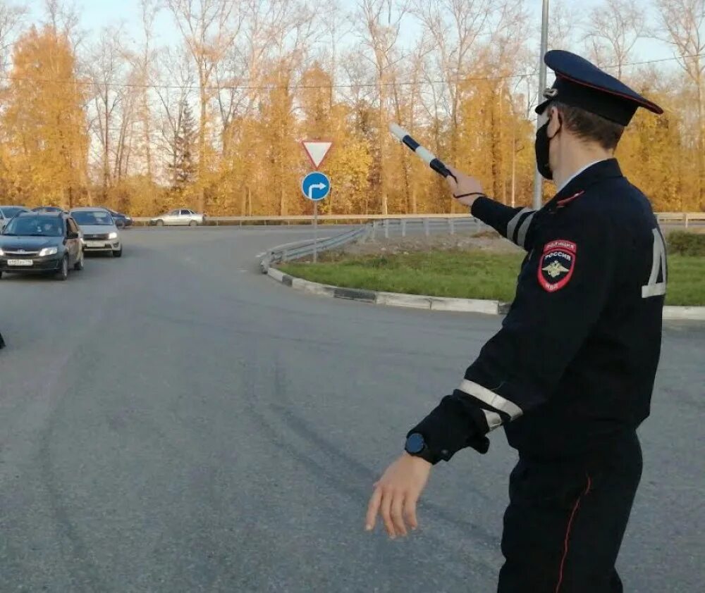 ДПС Нижний Тагил. Сотрудники ДПС ГИБДД Нижний Тагил. ГАИ Нижний Тагил сотрудники. Инспекторы ГАИ Нижний Тагил. Сайт гибдд нижний тагил