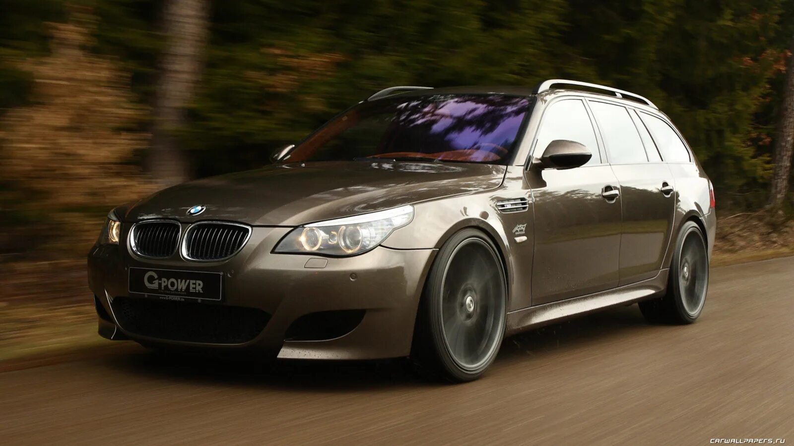Бмв м5 универсал. BMW m5 e61. BMW m5 e61 g-Power. BMW e61 Touring. BMW m5 Hurricane RS.