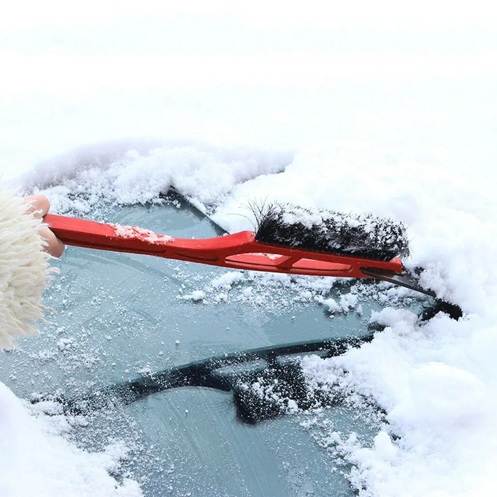 Зимняя очистка снега. Щетка для автомобиля от снега. Щетка для уборки снега с автомобиля. Скребок для автомобиля от снега. Скребок для чистки снега.