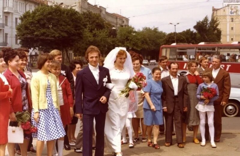 Свадьба СССР. Свадьбы 90-х годов. Свадебные платья 90-х годов. Свадьбы 80-х годов.