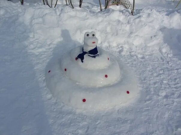Змея из снега фото Лента