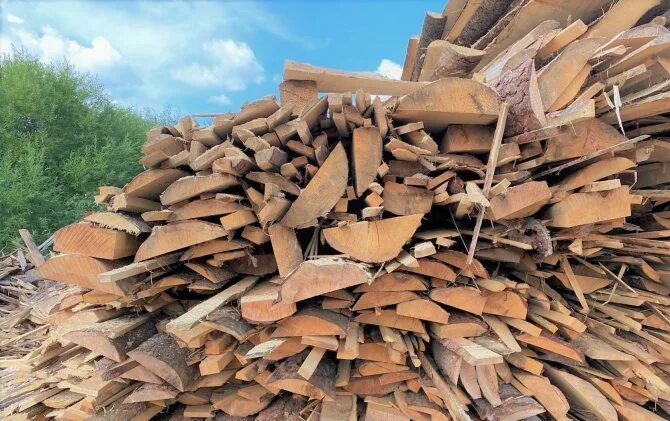 горбыль деловой. распиленный горбыль. горбыль улан удэ. горбыль хвоя. горбыль с доставкой.