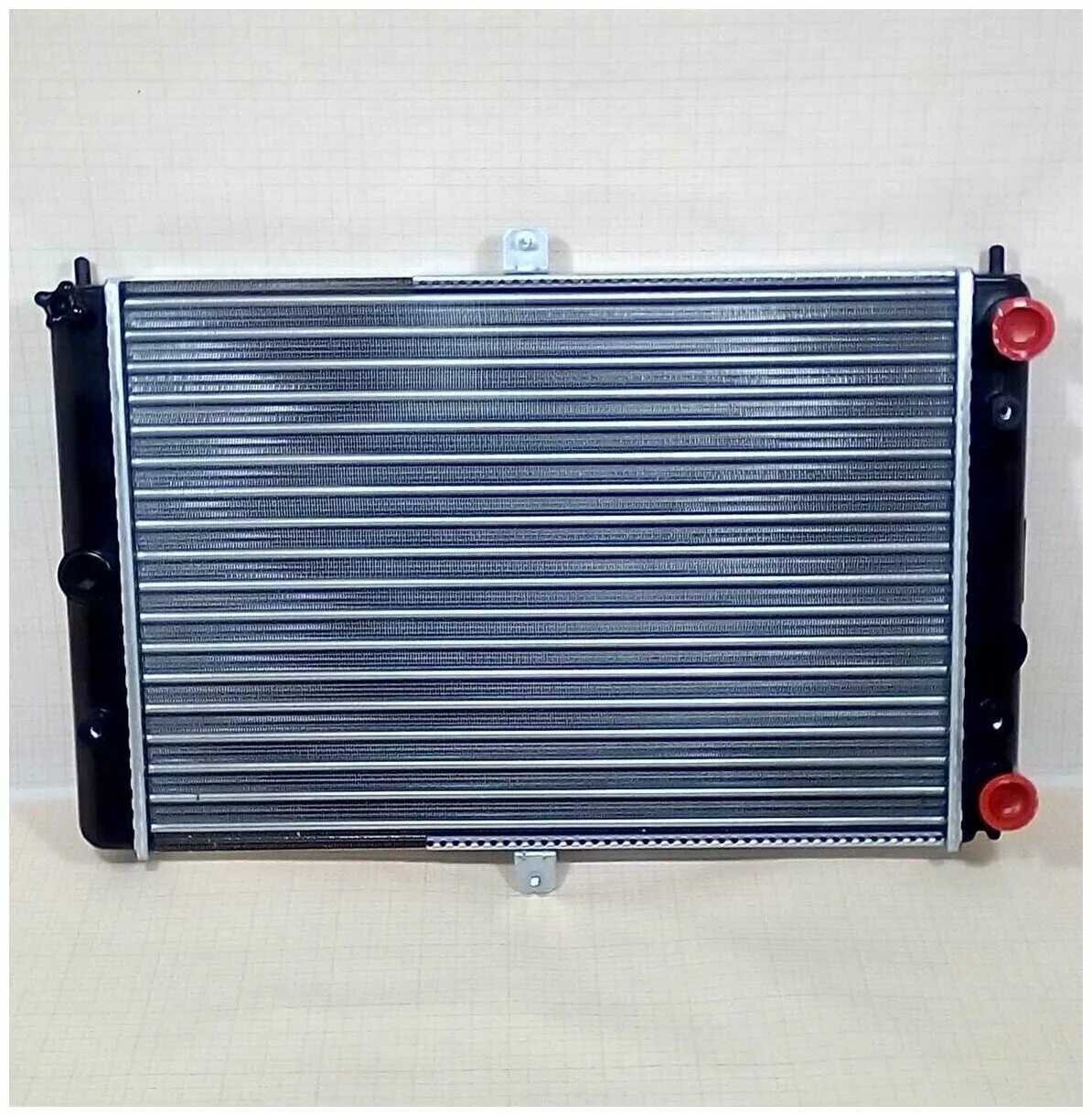 Радиатор ваз 2109. Радиатор ваз 2106 1. Радиатор охлаждения двигателя ваз 2112 16 клапанов. Радиатор lada 2115. Радиатор охлаждения ваз 2108 дааз алюминиевый.