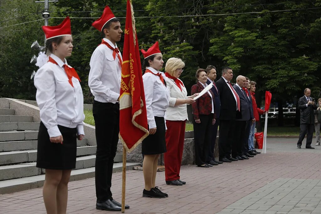 Пионеры. Пионеры России. День пионерии. Пионер-с. Пионерия в россии