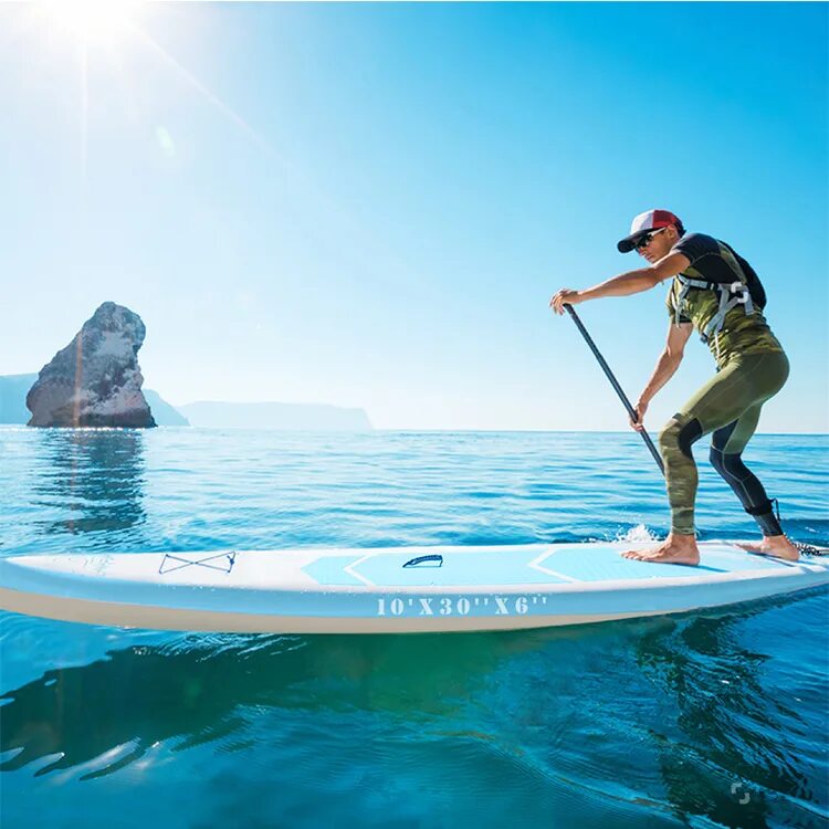 Доска плавать на воде. Sup сап борд. sup серфинг. доска для серфинга. доска для серфинга на воде.