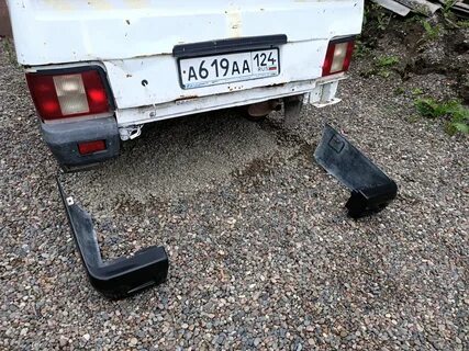 Задний уголок