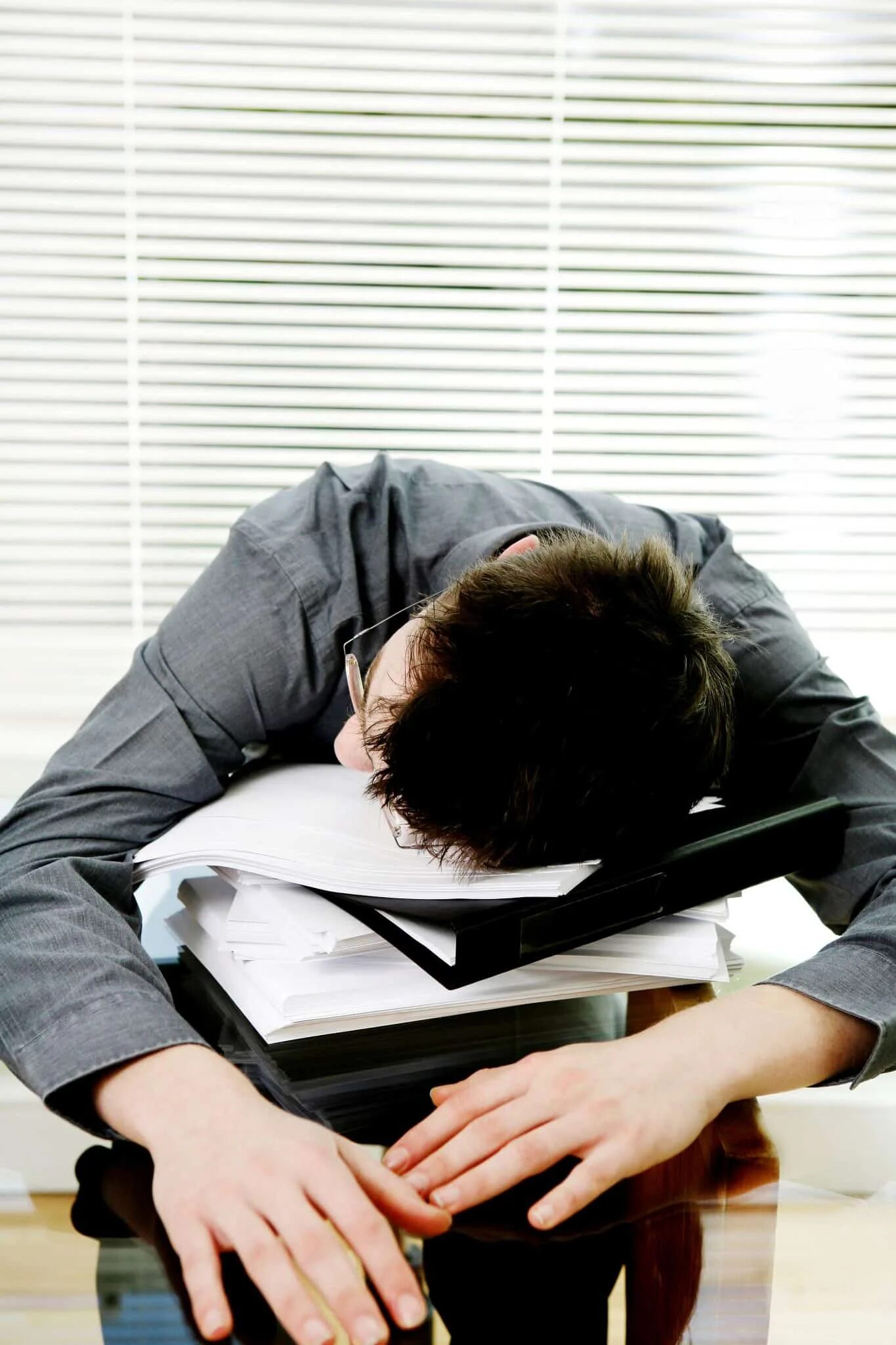 Lethargy. Exhaustion fatigue lethargy к ним прилагательные.