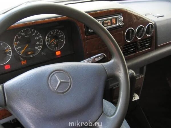 Спринтер 312 салон. Mercedes Sprinter 1997. Спидометр Мерседес Спринтер TDI. Торпеда Спринтер 1999. Торпеда спринтер