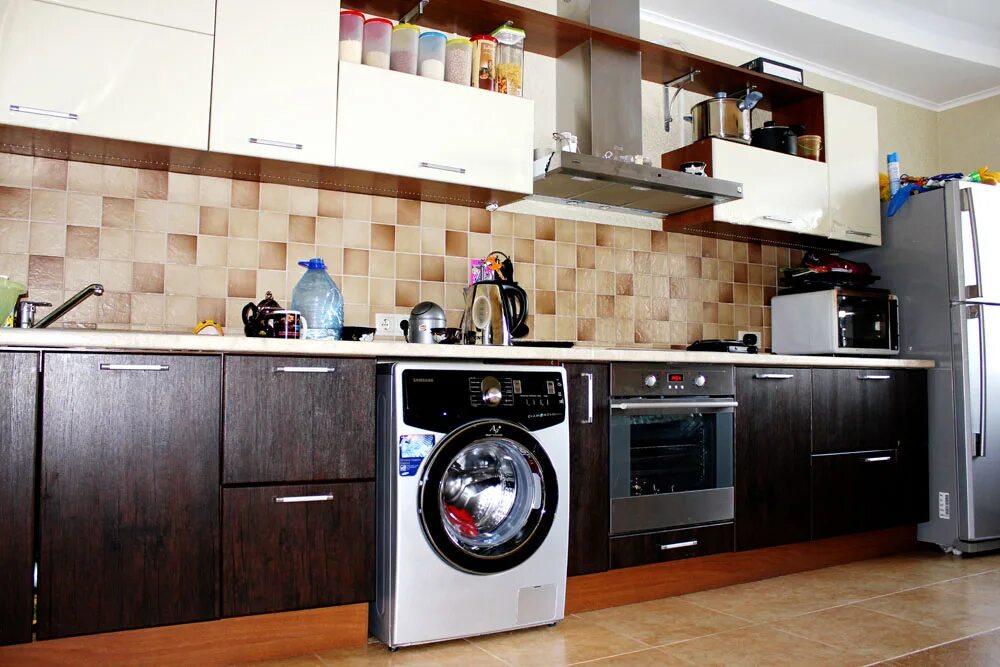 угловая кухня со стиральной машиной. кухня со стиральной. кухня со стиральной. кузгя сос триальной мащигной. кухня со стиральной.