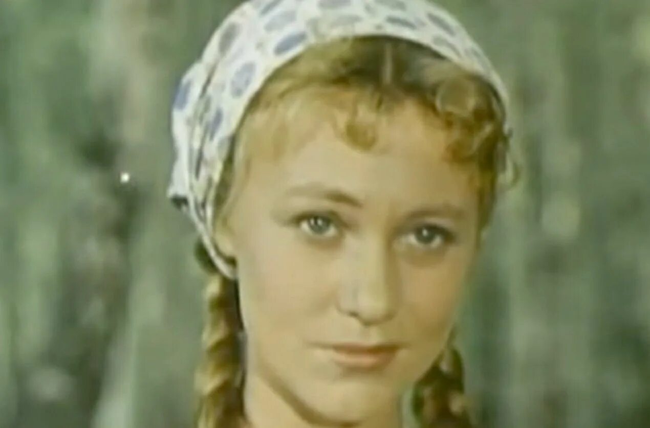 Песня я любил одну милую. Галина теплинская актриса. я любил одну милую - людмила марченко. из к/ф. &quot;стряпуха&quot;.. я любил одну милую людмила марченко. я любил одну милую стряпуха.
