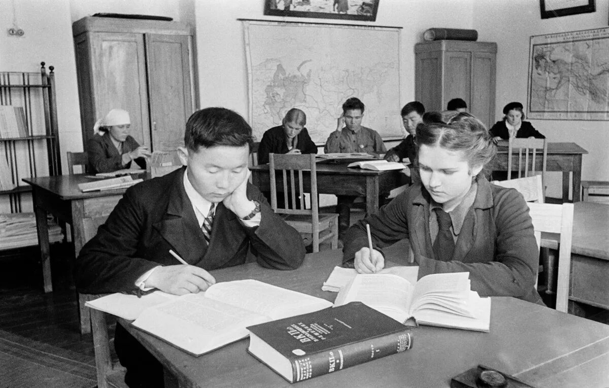 1954 освоение целины. 50 годы в казахстане. 50 годы в казахстане. Освоение целины в казахстане. 50 годы в казахстане.
