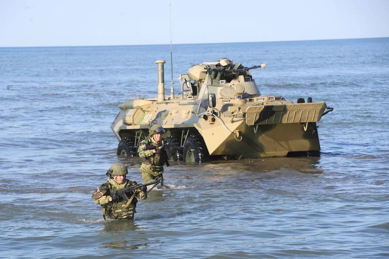 Подразделение морской пехоты. БТР 82 А морская пехота ЧФ. Морская пехота Каспийской флотилии. Морская пехота ВМФ РФ. БТР 82 морской пехоты России.