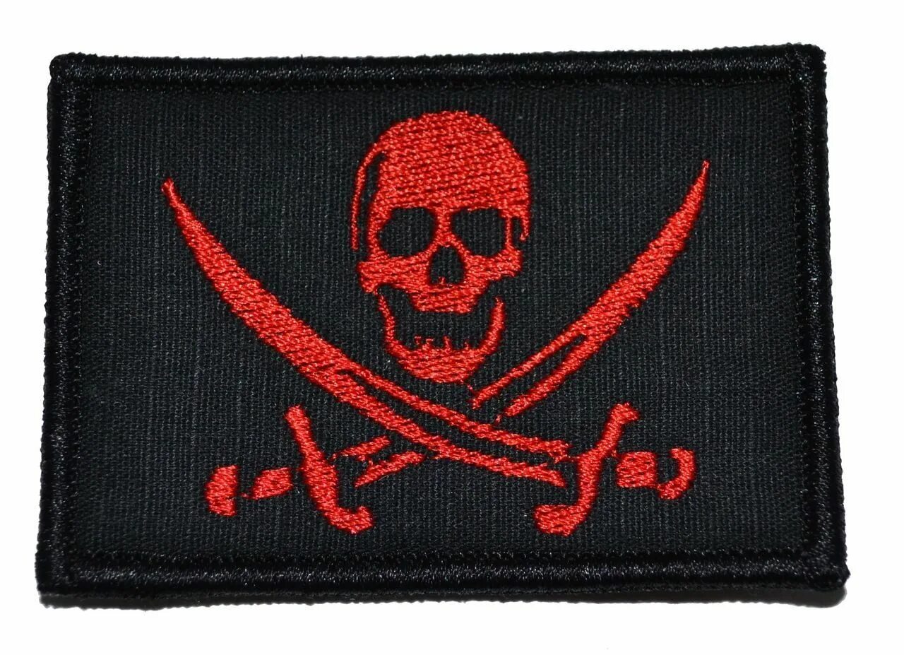 Патч на пиратку. Патч веселый роджер. патч пират. патч пиратский флаг. jolly roger patch.