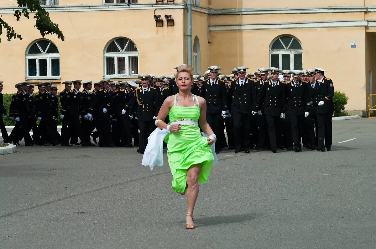 Виту санкт петербург сайт. ВМИРЭ им Попова 2011. Училище Попова в Петергофе. ВМИРЭ Попова Петергоф. Выпуск ВМИРЭ Попова.