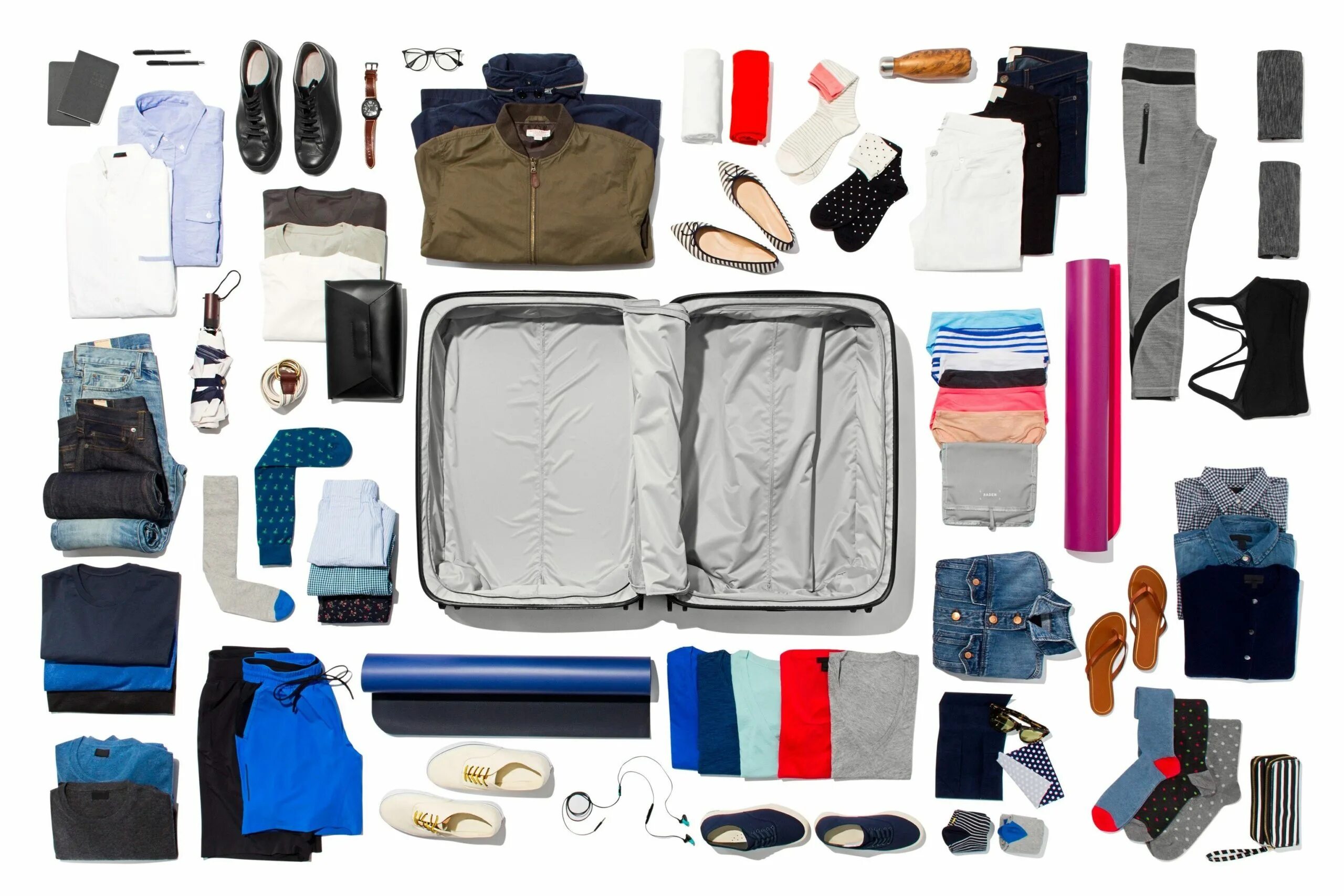 Вещи для долгого путешествия. Минимум необходимых вещей. Вещи минималиста для жизни. Необходимые вещи для путешествия. Вещи для путешествия.