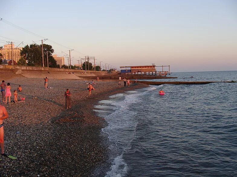 Адлер пляж курортного городка фото. Песочный пляж адлер курортный городок. Адлер пляж курортного городка фото. Курортный городок адлер набережная. Адлер пляж курортного городка фото.