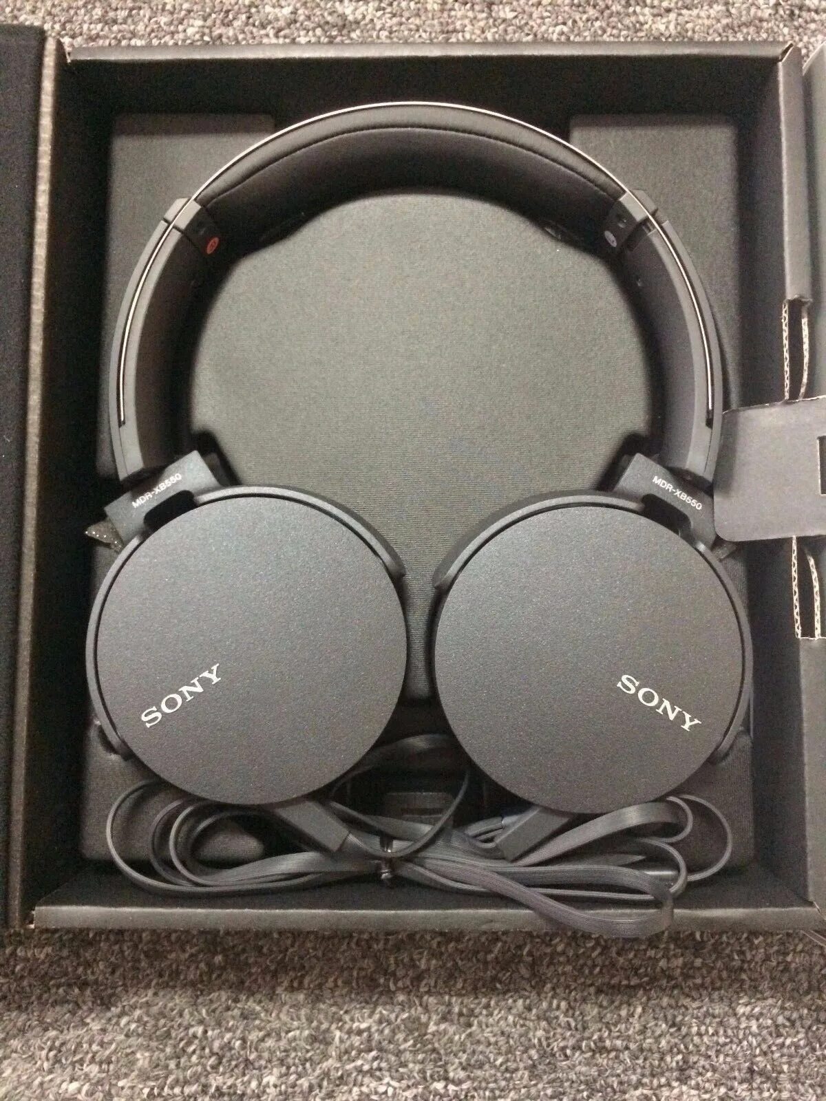 Сони басс. Sony MDR-xb550ap. Sony MDR xb550. Наушники Sony xb550ap. Sony xb550ap Extra Bass.