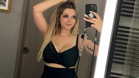 Image-Wechsel: So freizügig sind Anne Wünsches OnlyFans-Pics.