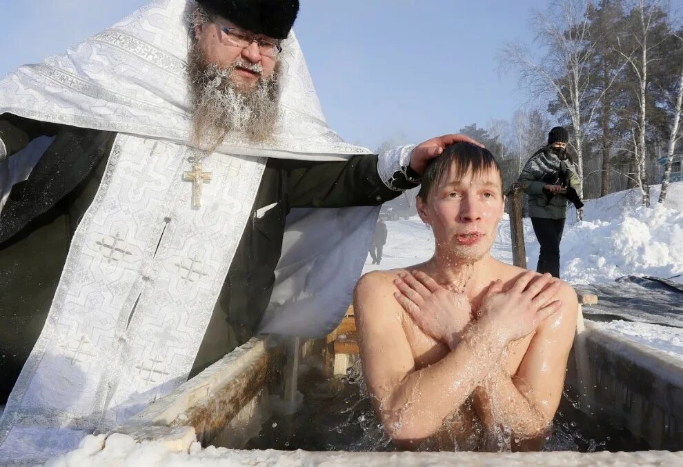 Крещеный человек верующий