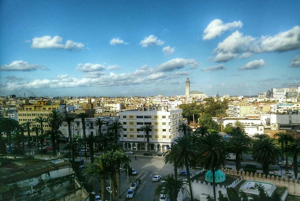 Город касабланка. Касабланка город в Марокко. Касабланка (Марокко) города Марокко. Марокко квартал Хабус. Касабланка Африка.
