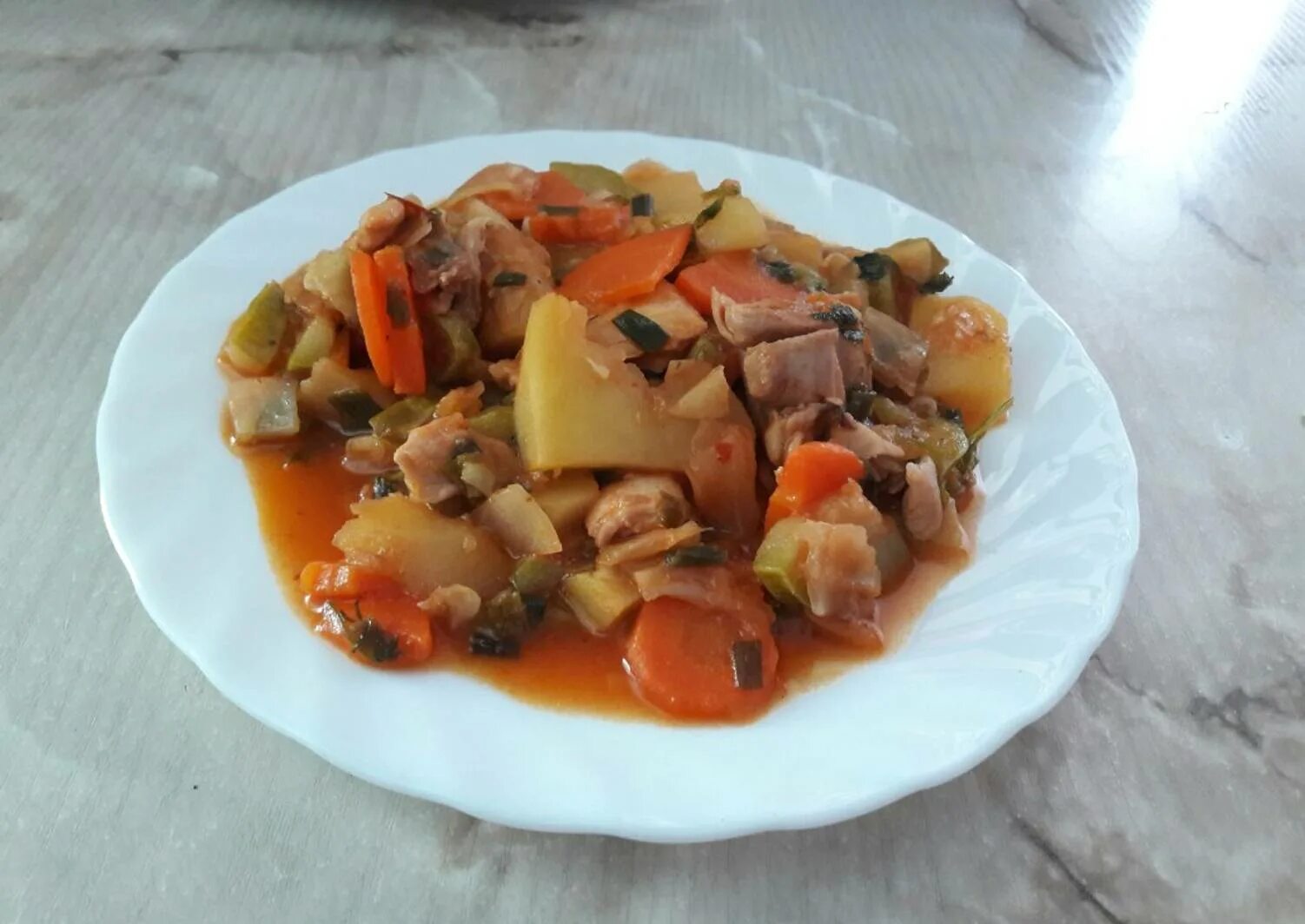 Вариант рагу. Овощное рагу мишлен. рагу геншин. рагу из овощей с мясом. овощное рагу с картошкой.