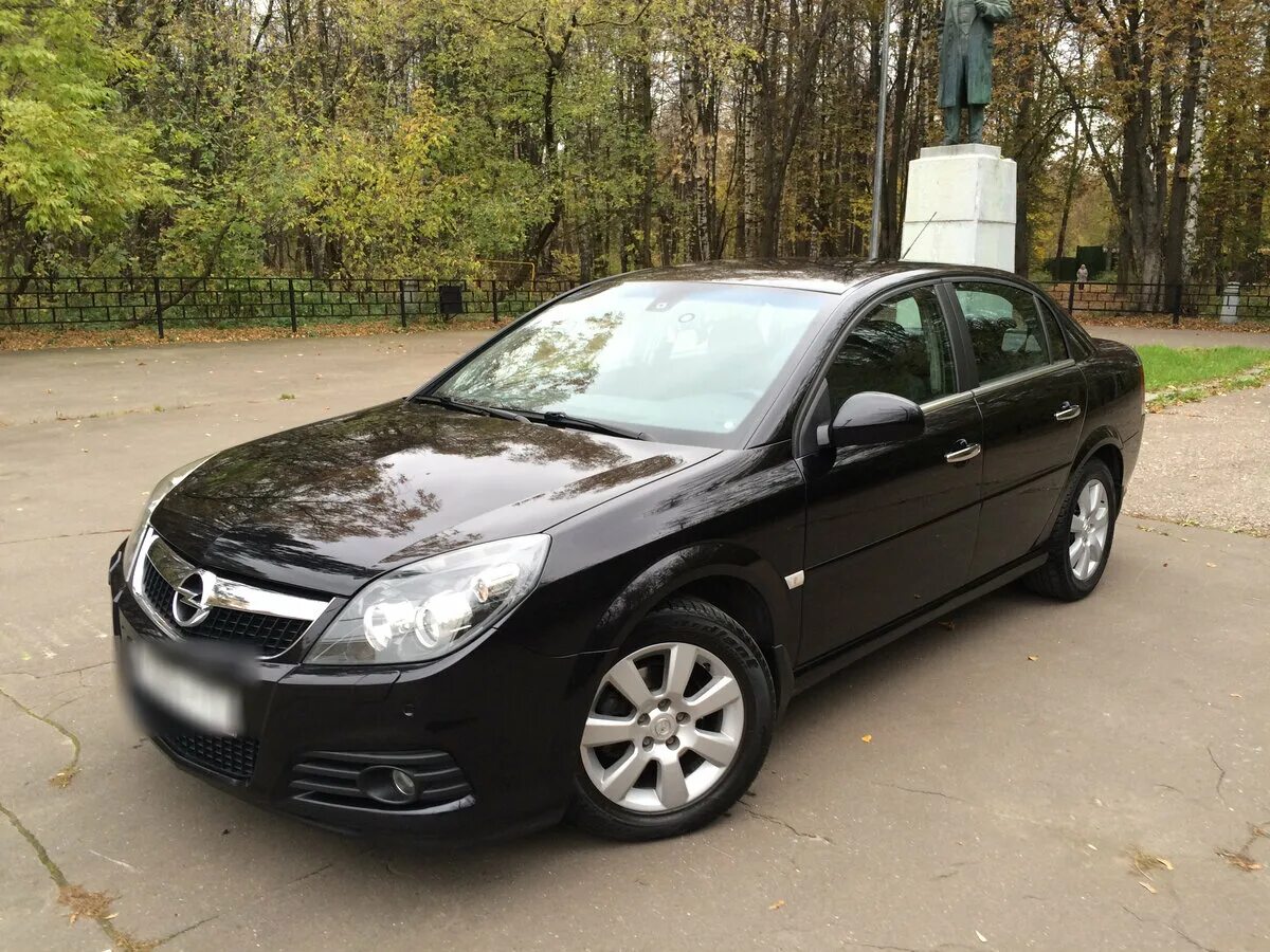 Купить опель вектру минск. Opel Vectra седан 2008. Opel Vectra c Рестайлинг 2008. Opel Vectra 2008 черная. Опель Вектра c 2008.