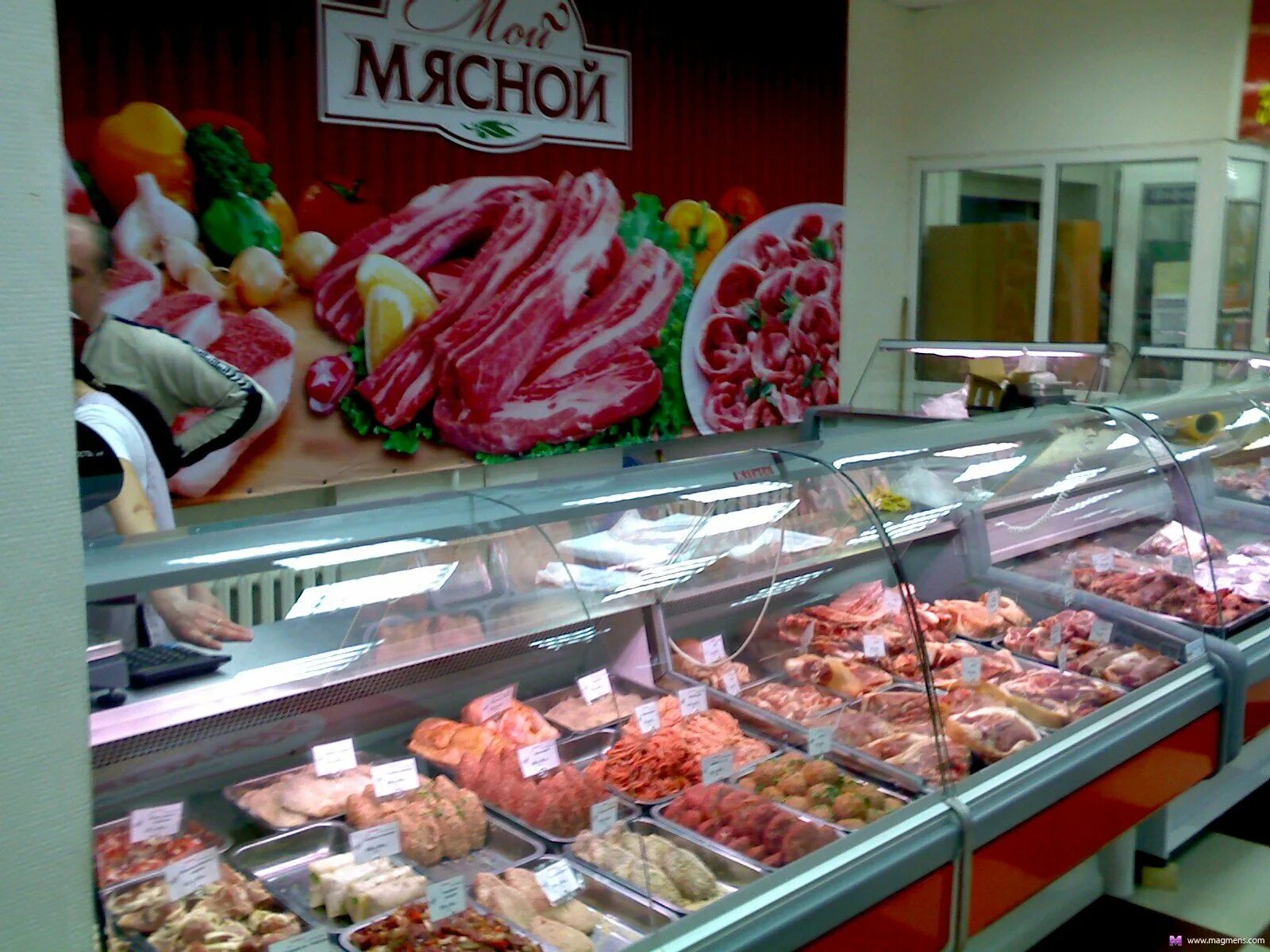 Без мяса магазин. Витрина с мясом. Мясо полуфабрикаты. Витрина с мясом. Без мяса магазин.