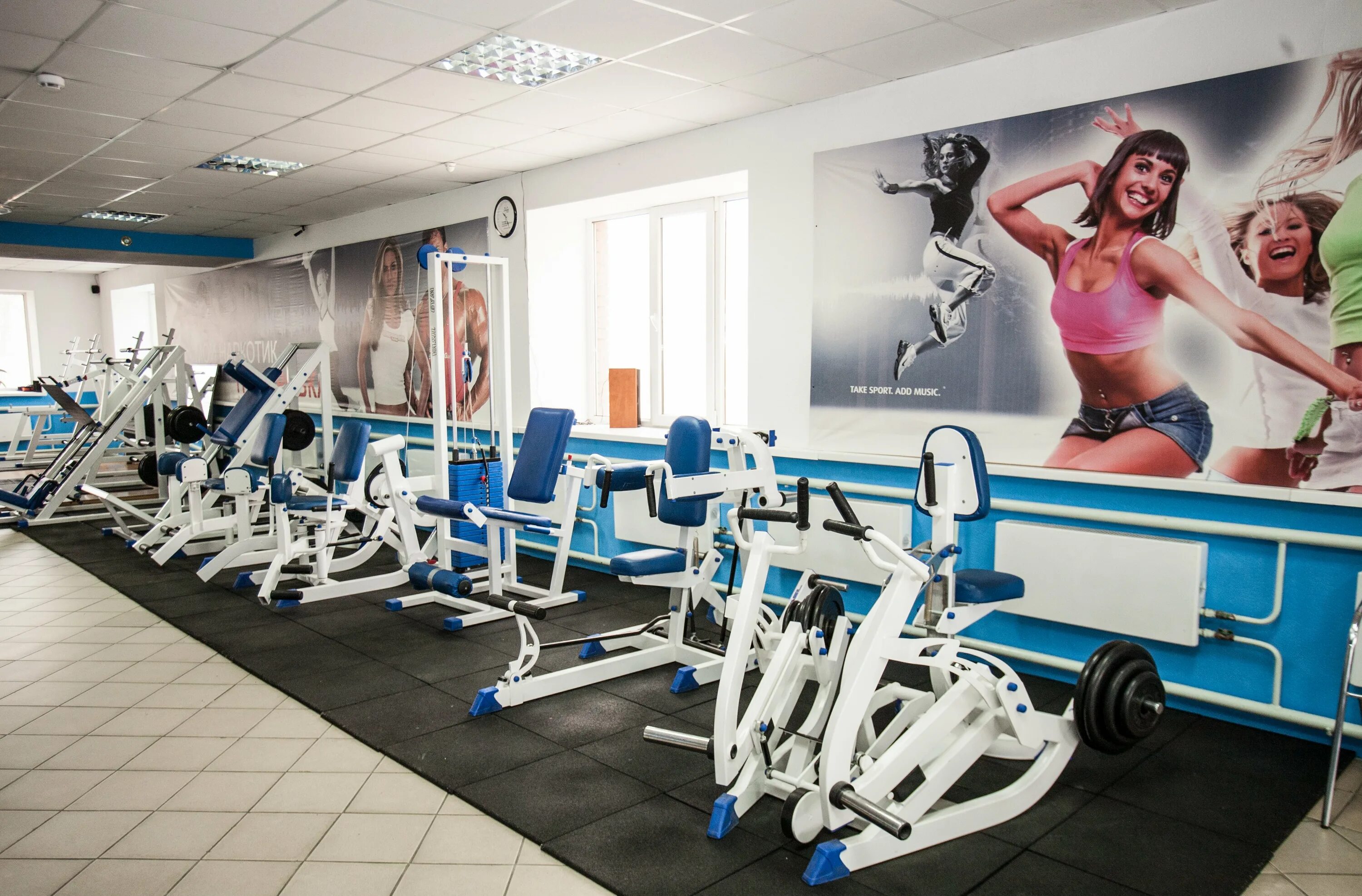 Уралфит спортзал нефтекамск. Уралфит нефтекамск тренажерный зал. Тренажерный зал нефтекамск. Profit ярославль тренажерный зал урицкого. Уралфит нефтекамск тренажерный зал.