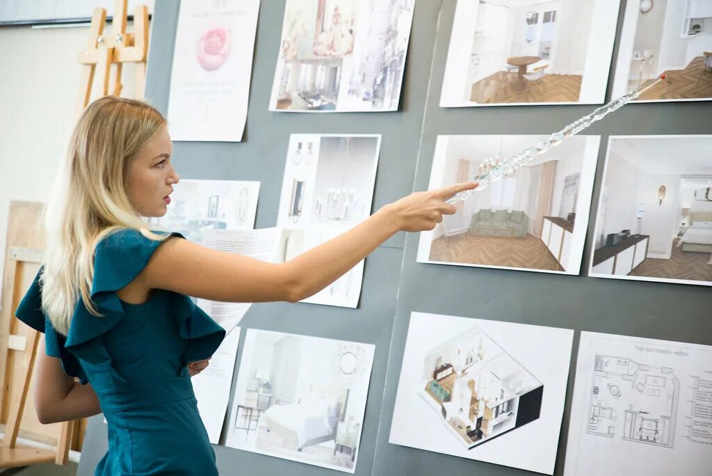 Декоратор после 9 класса. Девушка дизайнер. Студенты дизайнеры. Графический дизайнер. Учеба на дизайнера.